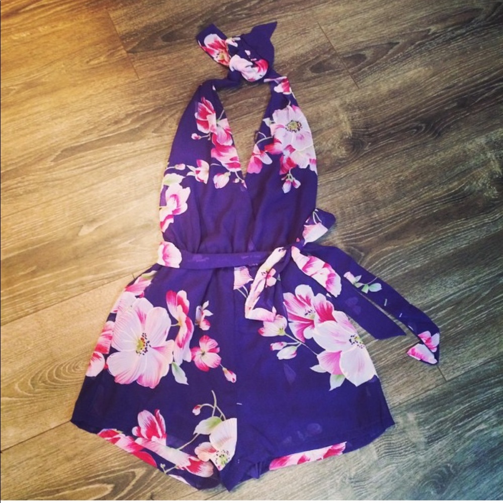 Halter backless romper